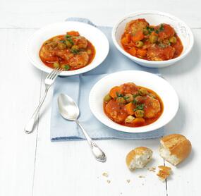 Fleischbällchen in Tomatensoße