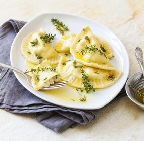 Garnelenravioli in Thymianbutter