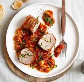 Gefülltes Schweinefilet mit Speck