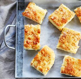 Bienenstich nach Originalrezept