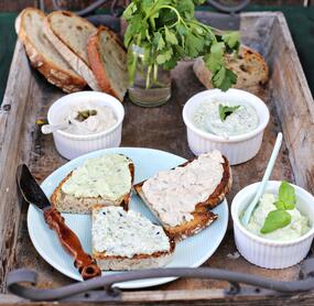 Dreierlei rustikale Bruschette