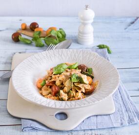 Farfalle mit Tomaten-Cashew-Pesto