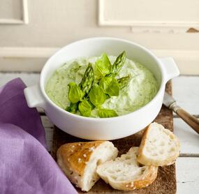 Grüner Kräuter-Spargelaufstrich