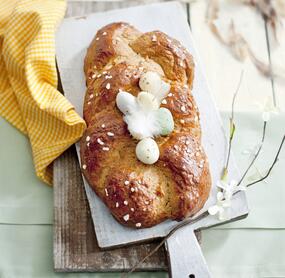 Honigsüßer Osterzopf