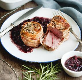 Kalbsmedaillons im Speckmantel