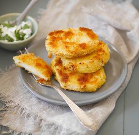 Knusprige Sellerieschnitzel mit Parmesan