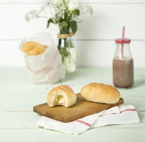 Milchbrötchen mit Vanille-Schokoladen-Kern