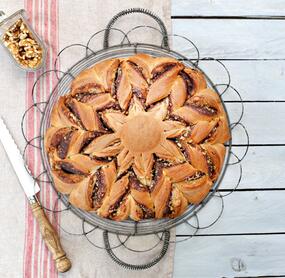 Schokoladen-Hefeteig-Blume