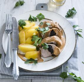 Zartes Schweinefilet mit Pflaumen