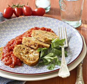 Serviettenknödel mit Kräutern