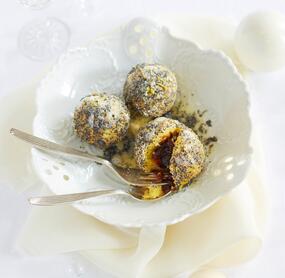 Grießknödel mit Mohn