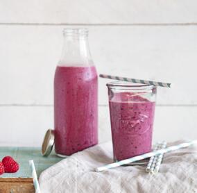 Cremiger Beeren-Shake aus 5 Zutaten
