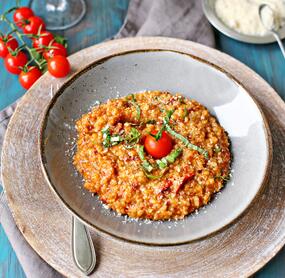 Cremiges Tomatenrisotto mit Parmesan