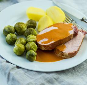 Rosenkohl, Kassler und Rahmsoße