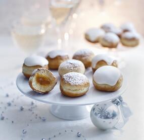 Mini-Berliner mit Fruchtfüllung