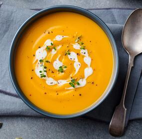Karottensuppe mit Paprika