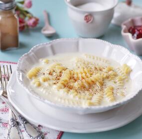 Süße Milchnudeln für die Kids