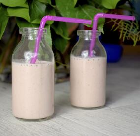 Strawberry-Cheesecake-Smoothie