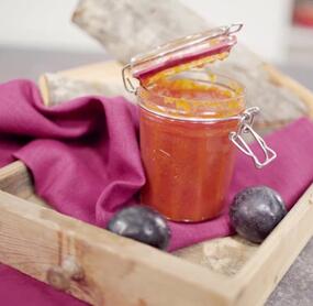 Pflaumenmarmelade mit Kürbis