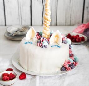 Einhorntorte mit Wow-Effekt