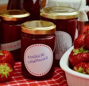 Beschwipste Erdbeermarmelade