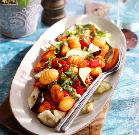 Einfache Gnocchi mit mediterranem Gemüse
