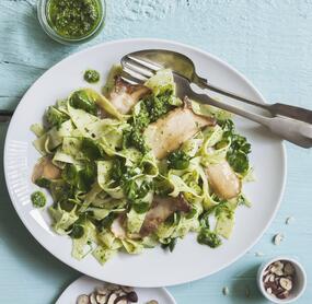Nudeln mit Pesto und Kräuterseitlingen