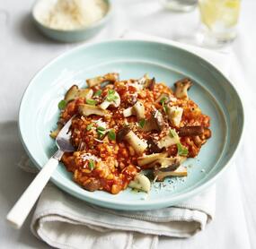 Tomatenrisotto mit Pilzen