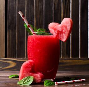 Wassermelonen-Slush mit und ohne Alkohol