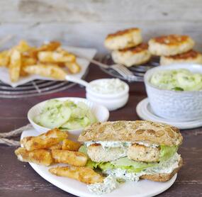 Frikadellen mit Stampf und Röstzwiebeln