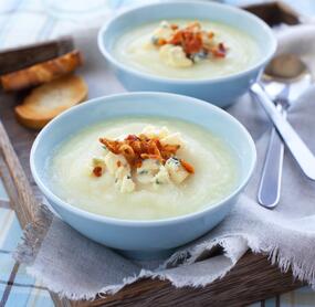 Blumenkohl-Kartoffel-Suppe mit Gorgonzola