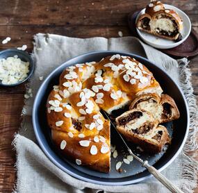 Schokoladen-Hefekranz