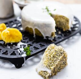 Luftiger Zitronen-Mohn-Kuchen