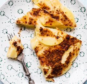 Riesiger Apfel-Zimt-Pancake