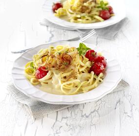 Schwäbische Käsespätzle mit Kirschtomaten
