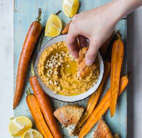 Zum Dippen gemixt: Kürbis-Hummus