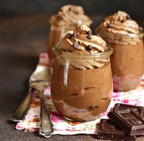 Cremige Schokoladenmousse mit Mokkacreme