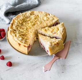 Himbeer-Käsekuchen mit Vanillestreuseln