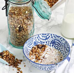 Knuspermüsli mit Dinkel