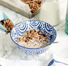 Knuspermüsli mit Dinkel