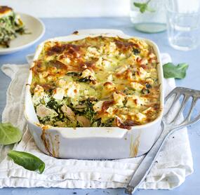 Würziger Thunfisch-Spinatauflauf mit Feta