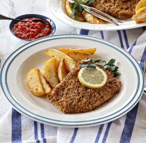 Unter 500 Kalorien: Wiener Schnitzel mit Pommes