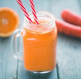 Orangen-Karotten-Smoothie