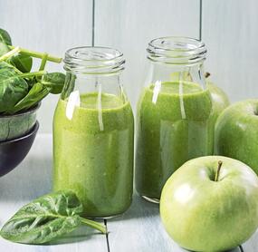 Spinat-Smoothie mit Apfel