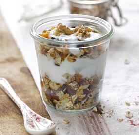 Energiemüsli mit Joghurt