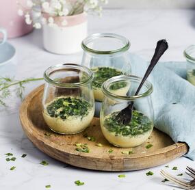 Luftiges Kräuter-Omelette aus dem Glas