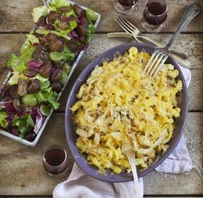 Käsespätzle mit Spitzkohl und Pastinake
