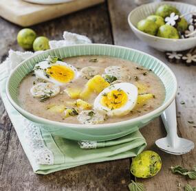 Polnische Zurek (Saure Mehlsuppe)