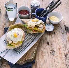 Hähnchen-Avocado-Sandwiches