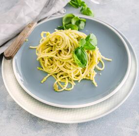 Spaghetti mit Spargelpesto
